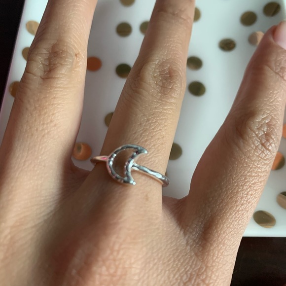 1 LEFT NEW Silver half moon ring - Picture 2 of 3
